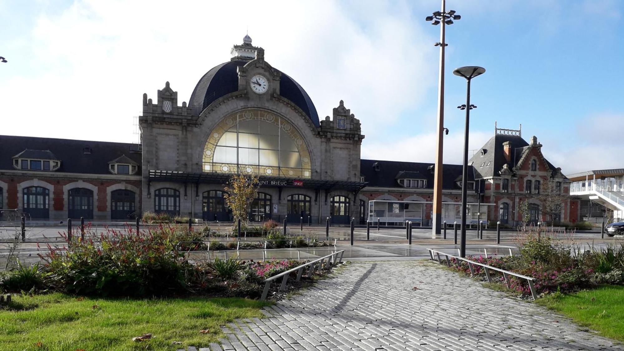 Chambre Maison De Ville Dans La Cite Des Trois Vallees Saint-Brieuc Exteriör bild